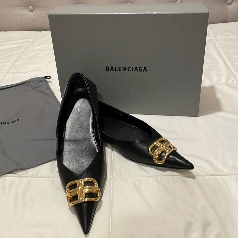 Balenciaga flats